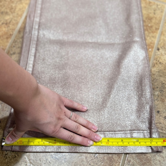 New Paige Leenah High Rise Wide Leg Jean 32 Metallic Rose Gold Simmering Coated - Picture 14 of 17